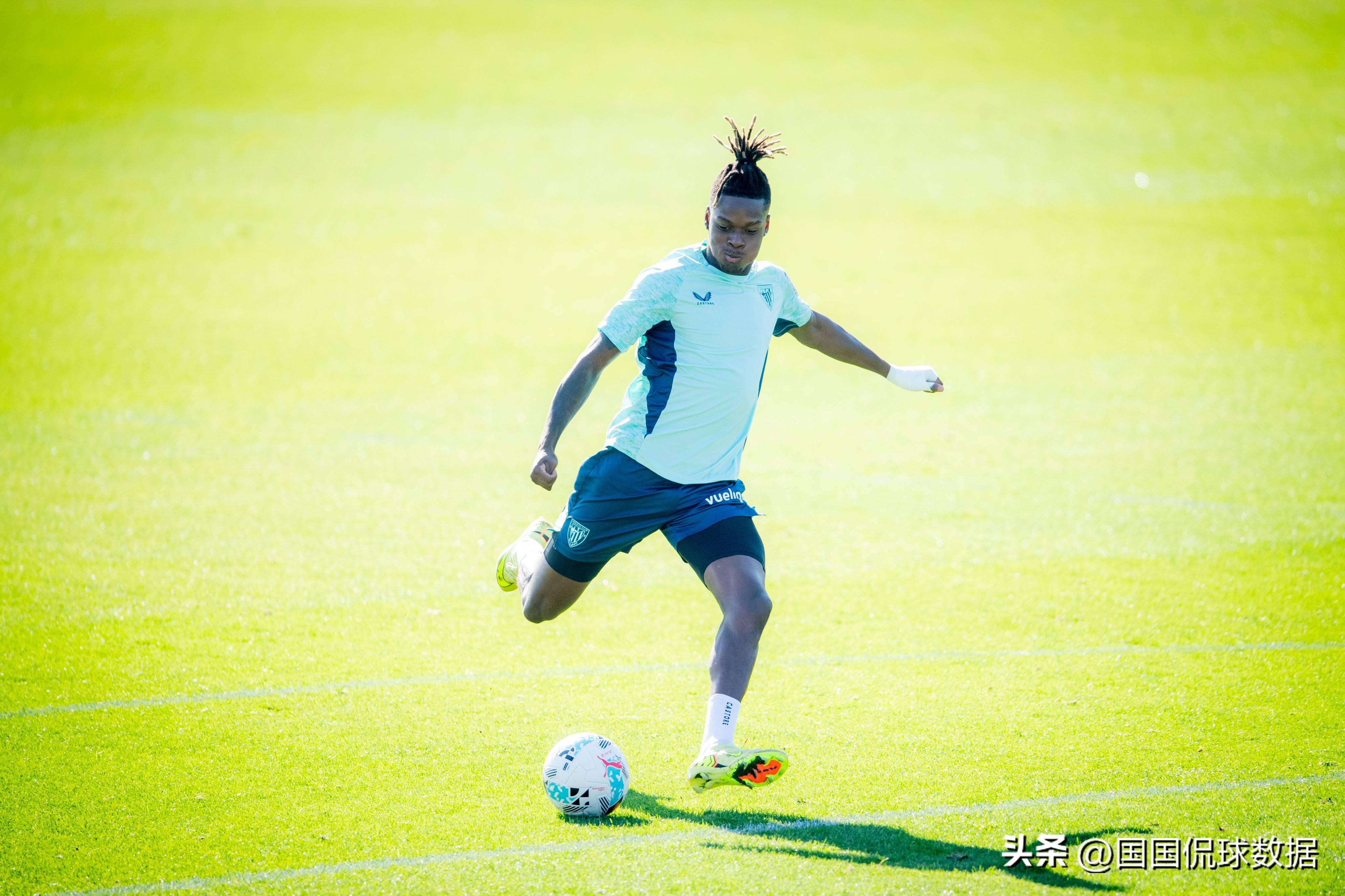 爱游戏体育官方入口意大利杯加时末段再迎强敌；山东泰山止住颓势；主帅态度——信心回归；资深球员宣示担当的简单介绍