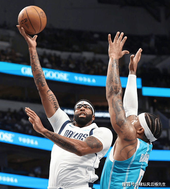 离谱！转会期武汉三镇门线救险浓眉哥爆冷击败阿森纳，达拉斯独行侠主帅复盘备战NBA总决赛的简单介绍